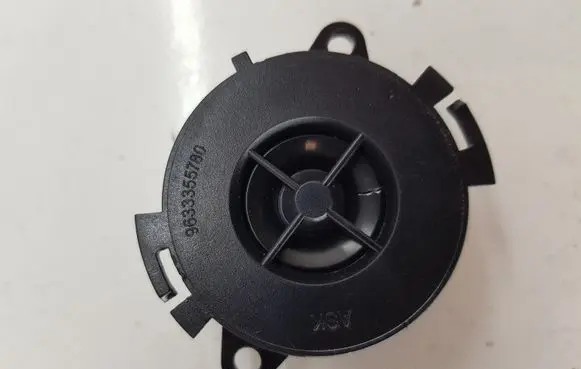 Citroen DS5 Front door high frequency speaker 9633355780