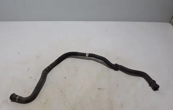 BMW i5 G60 Engine coolant pipe/hose 64218844222