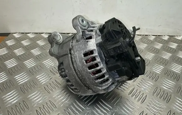 Volkswagen Tiguan Generator/alternator 