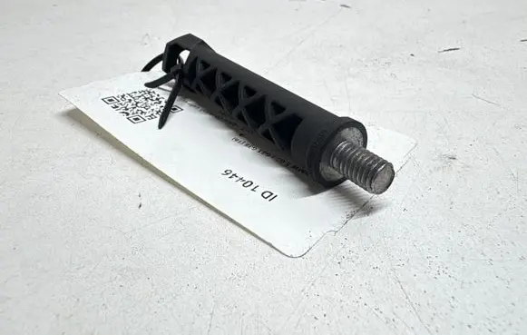 BMW 5 G30 G31 G38 other engine part 8580379