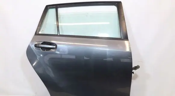 Toyota Verso Rear door 