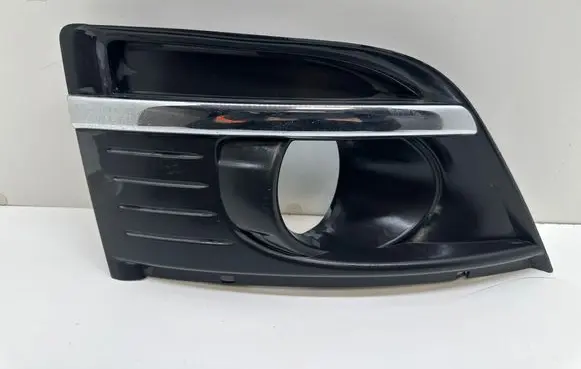 Citroen C4 I Picasso Front fog light trim/grill 9680404177