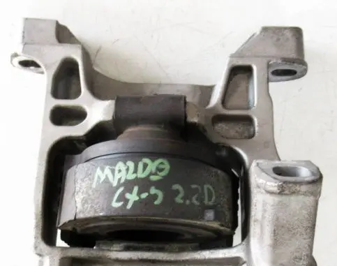 Mazda CX-5 II Engine mount bracket KD45K1442