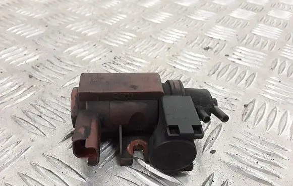 Ford Kuga I Turbo solenoid valve 6g9q9e882ca 70177100