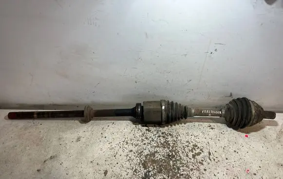 Land Rover Freelander 2 - LR2 Front driveshaft