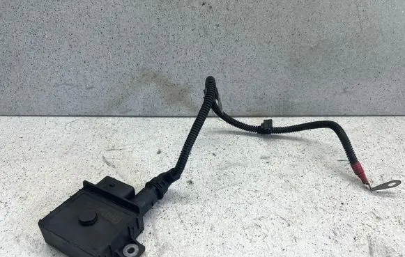 BMW X5 E70 Glow plug pre-heat relay 859172401