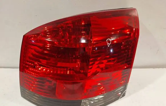 Opel Signum Rear/tail lights 13191350