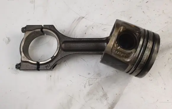 BMW 5 F10 F11 Piston with connecting rod 0840ZU