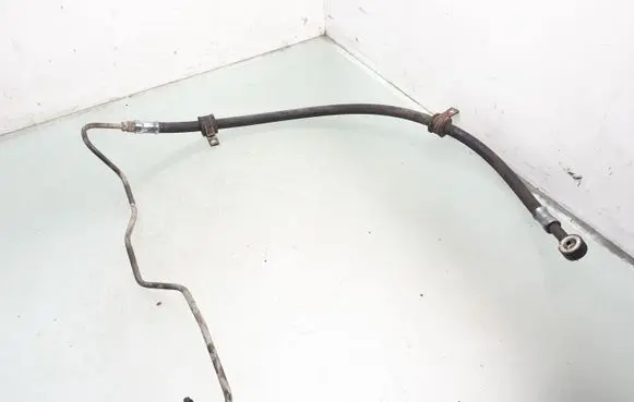 Mitsubishi Colt Power steering hose/pipe/line N67D