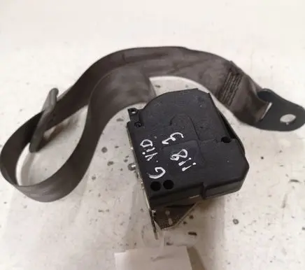 Citroen C5 Middle seatbelt (rear) 33013323