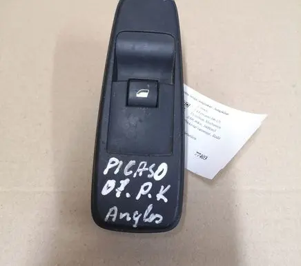 Citroen C4 I Picasso Electric window control switch 96639377ZD