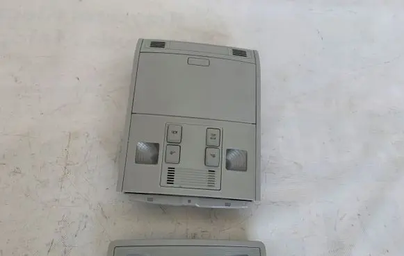 Volkswagen Golf VII Front seat light