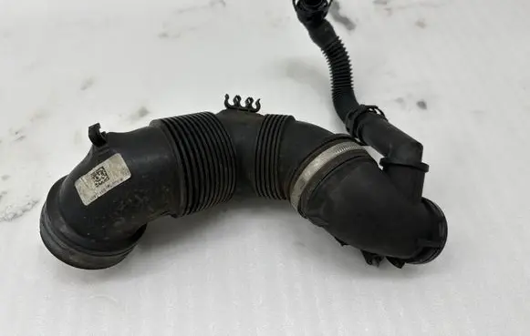 Audi A3 S3 8V Intercooler hose/pipe 5Q0129654