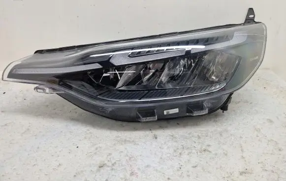Ford Transit Custom Headlight/headlamp