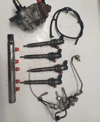 Mini Cooper Countryman R60 Fuel injection system set 0445010519 0445110401 0445214237