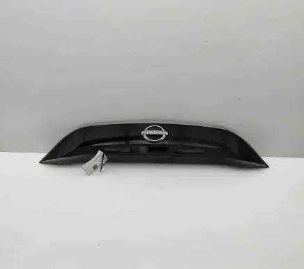 Nissan Juke II F16 Trunk door license plate light bar 908106PA5A 908106PA0A