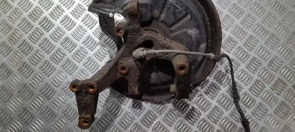 Skoda Octavia Mk2 (1Z) Rear wheel hub