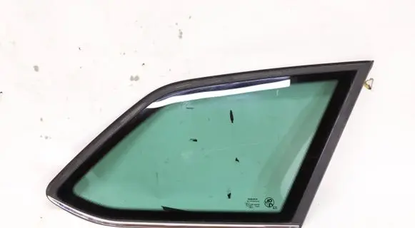 Seat Leon (5F) Rear side window 5F9845042AC