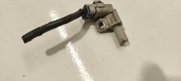Camshaft position sensor