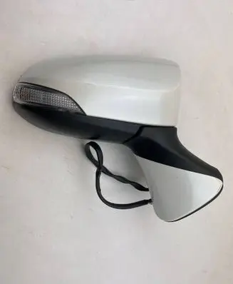 Toyota Verso Front door electric wing mirror E11026983