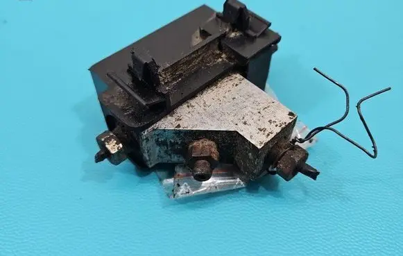 Citroen C5 Air suspension valve block IMPRK1495634
