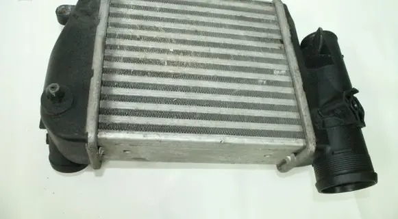 Audi A6 S6 C6 4F Intercooler radiator 4F0145805E
