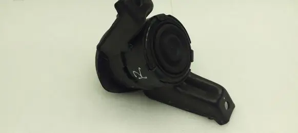 KIA Sportage Engine mount bracket 21810F1000