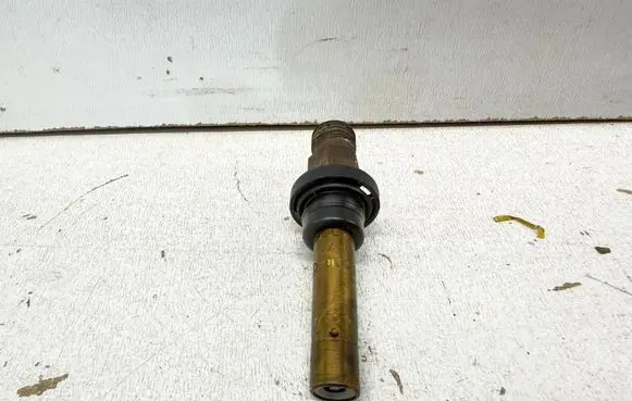 Mercedes-Benz E W124 Fuel injector A0000785623 0000785623 BOSCH