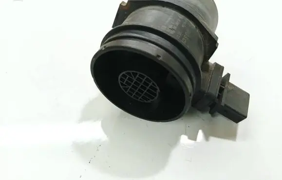 BMW 3 E90 E91 Mass air flow meter 0281003567