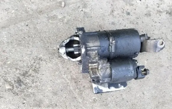 Audi A4 S4 B5 8D Starter motor