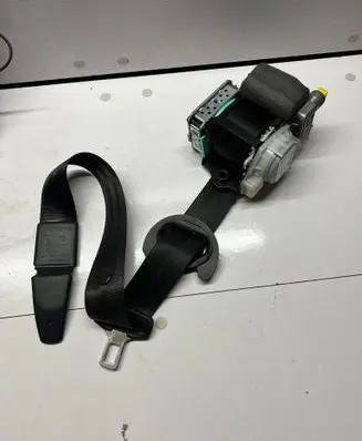 Audi A6 S6 C7 4G Front seatbelt 4G8857705F