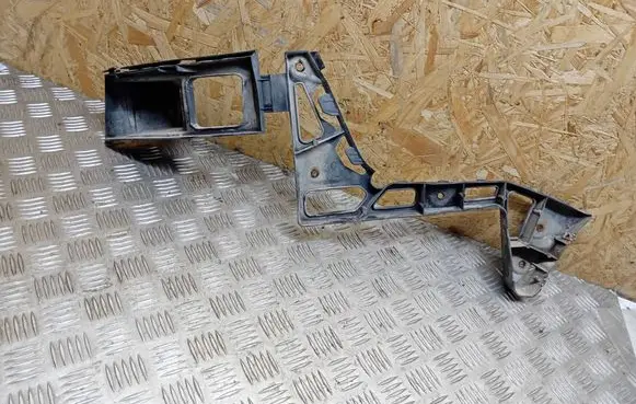 Ford Mondeo MK IV Rear bumper mounting bracket