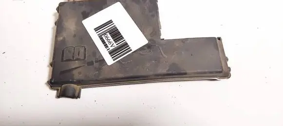 Opel Insignia A Fuse box cover 525230582