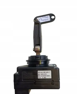 Volkswagen Touareg I Ignition lock 3DO905865E