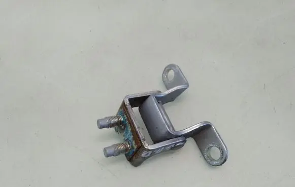 SsangYong Rexton I Tailgate/trunk/boot hinge