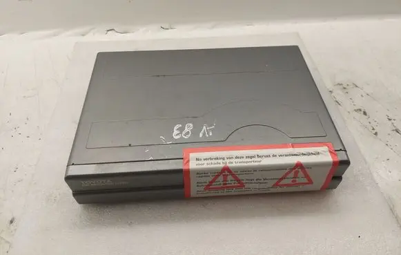 Toyota Avensis T250 Navigation unit CD/DVD player 0866200870 020814