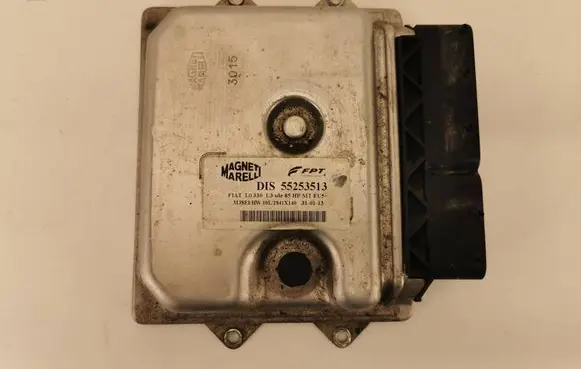Fiat 500L Engine control unit/module 55253513