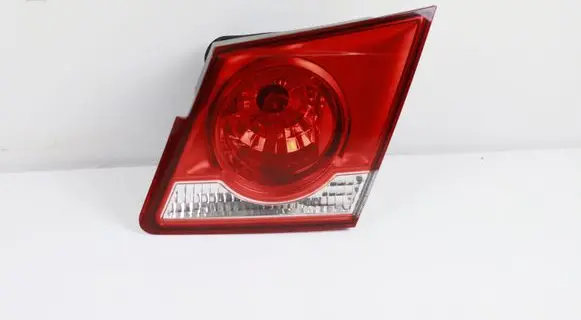 Chevrolet Cruze Tailgate rear/tail lights