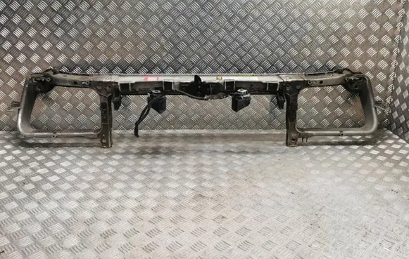 Chrysler 300 - 300C Radiator support slam panel