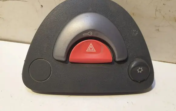 Smart ForTwo I Hazard light switch 013803