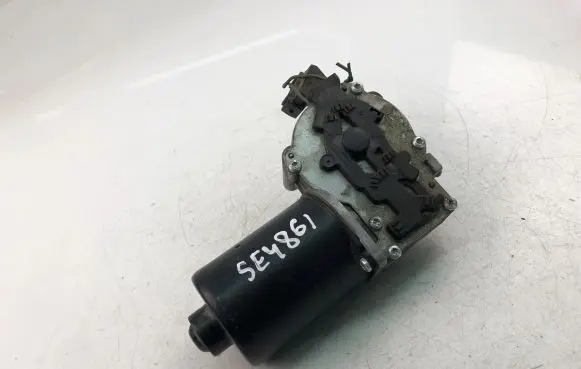Volvo V70 Wiper motor 8648343