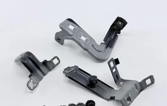 BMW 2 F22 F23 Fender mounting bracket 7284647 7284648