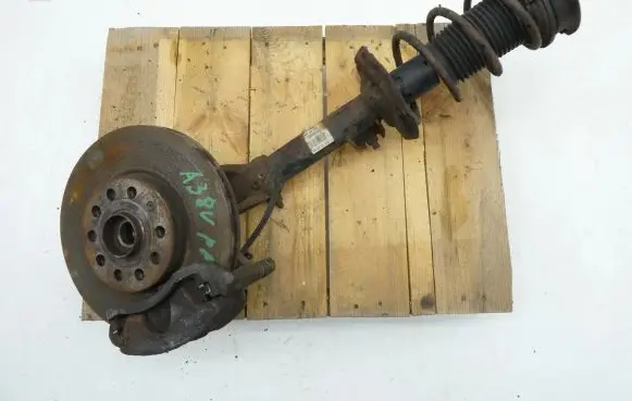 Front wheel hub spindle knuckle