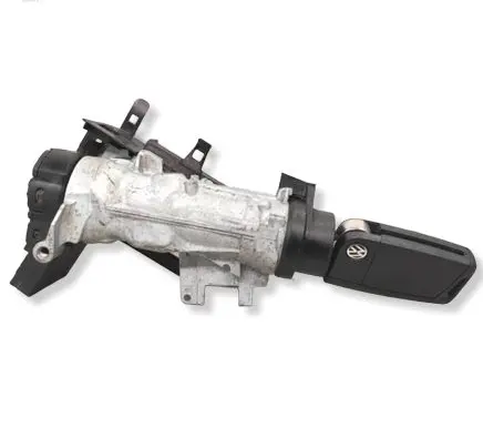 Volkswagen Polo VI Ignition lock 6C0905865 0001695440 412075