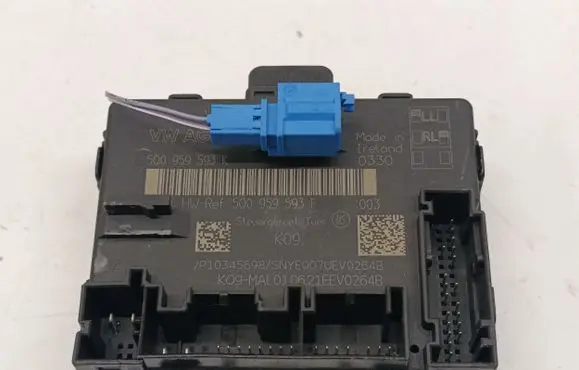 Audi A3 8Y Door control unit/module 5Q0959593F