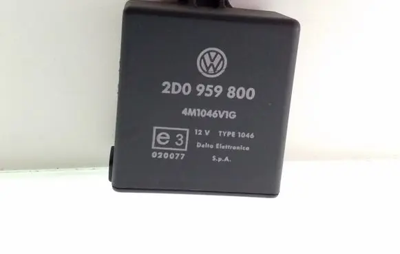 Volkswagen II LT Door central lock control unit/module 2D0959800