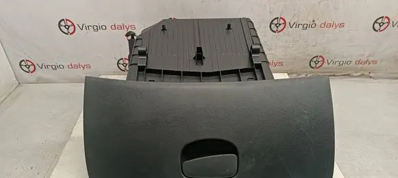 Renault Clio IV Glove box 681087227R 45537M