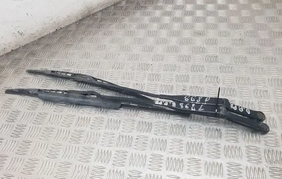 Audi A4 S4 B5 8D Windshield/front glass wiper blade 8D1955408
