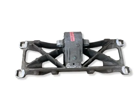 Jaguar XF X250 Gearbox mounting bracket CX235060AA