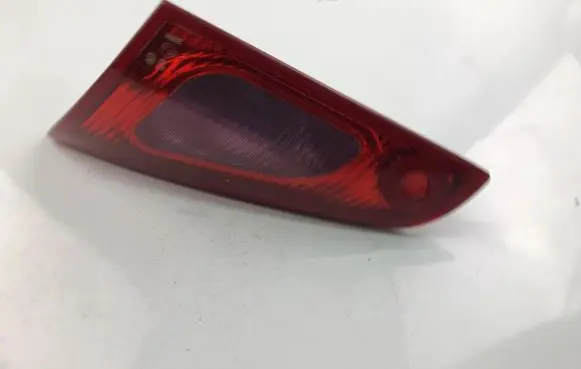 Mitsubishi Colt Tailgate rear/tail lights 8336A029